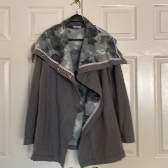 Lululemon Grey Jacket - Picture 3 of 5